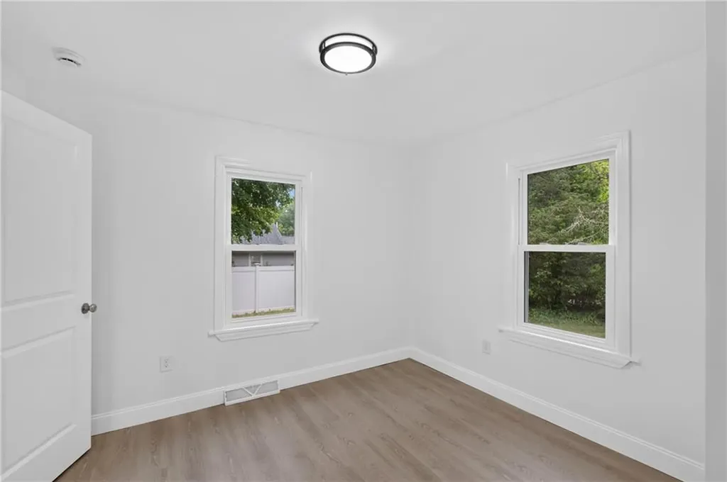 5 Lees Lane Glocester RI 02814