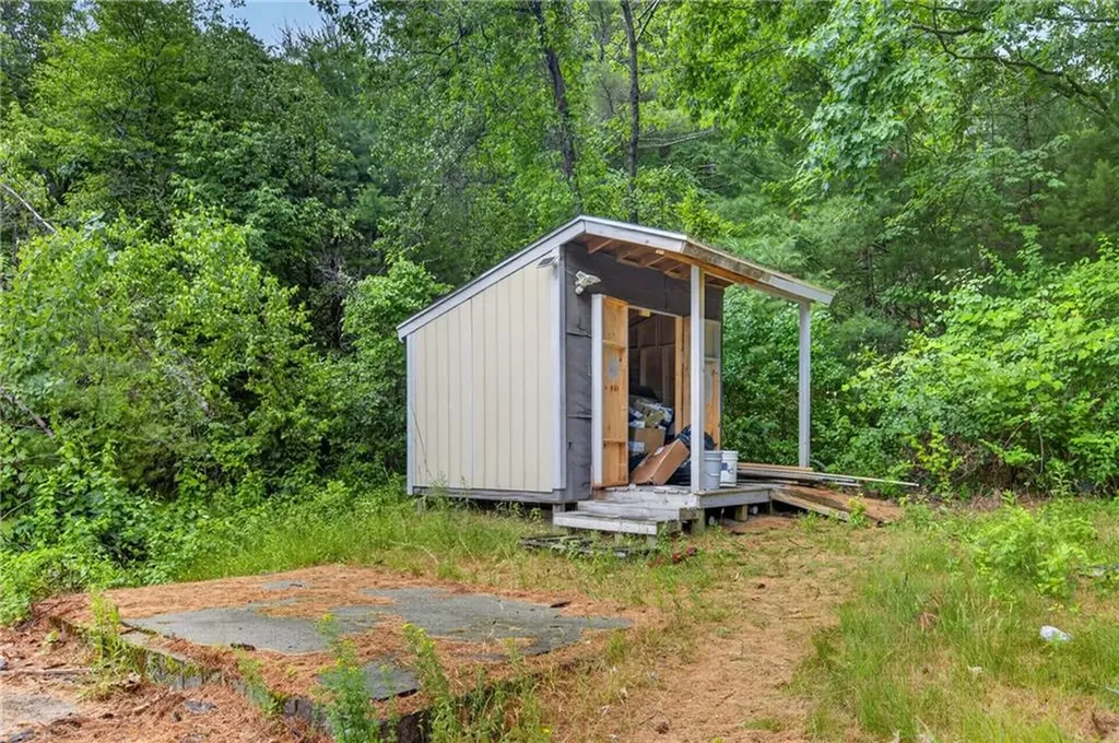 5 Lees Lane Glocester RI 02814