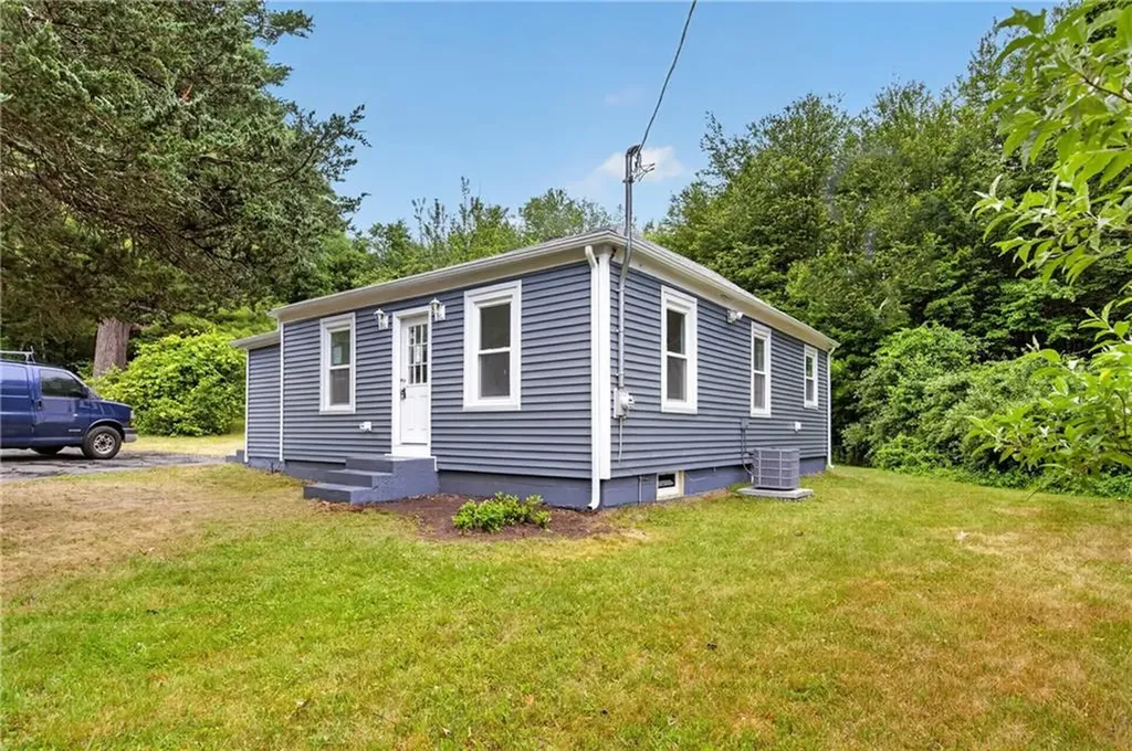 5 Lees Lane Glocester RI 02814