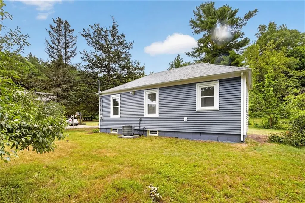 5 Lees Lane Glocester RI 02814