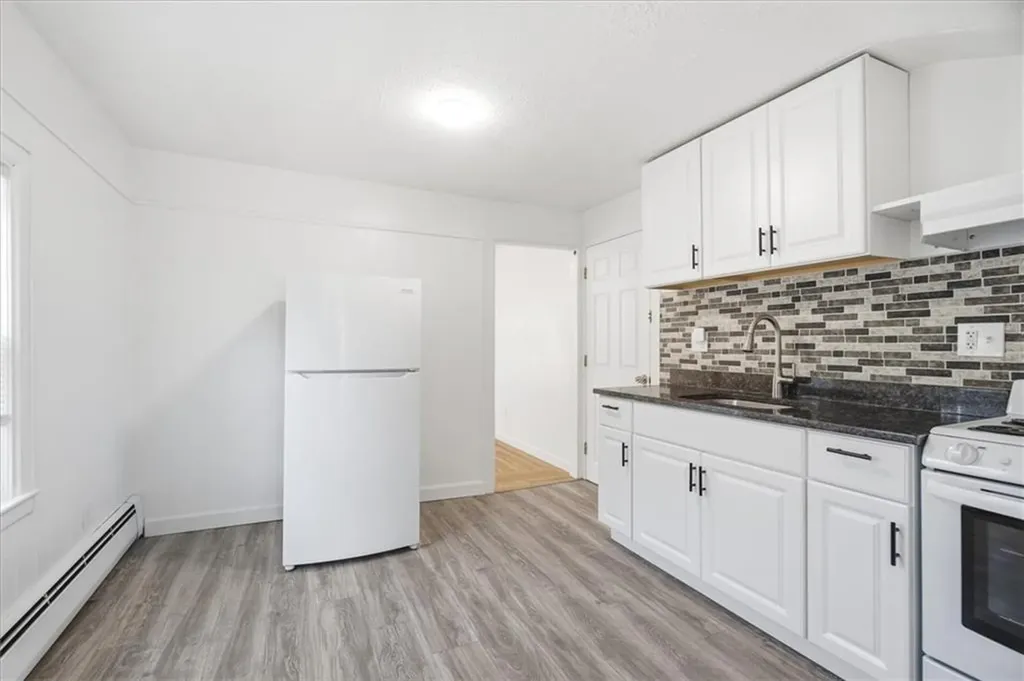 2 Redfern Street East Providence RI 02915