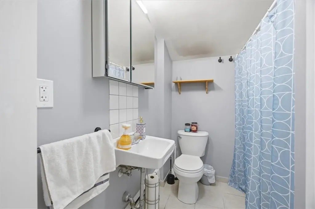 2 Redfern Street East Providence RI 02915