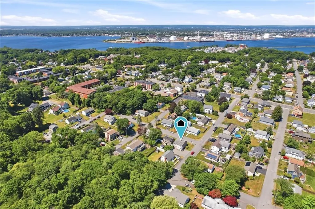 2 Redfern Street East Providence RI 02915