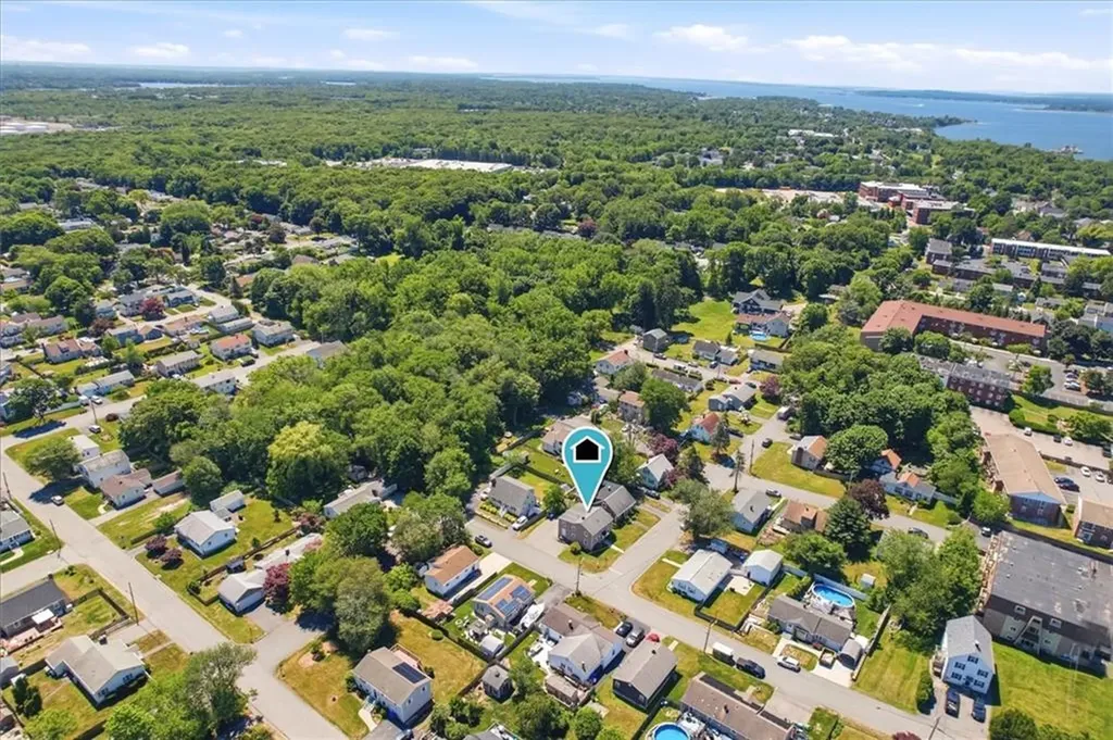 2 Redfern Street East Providence RI 02915