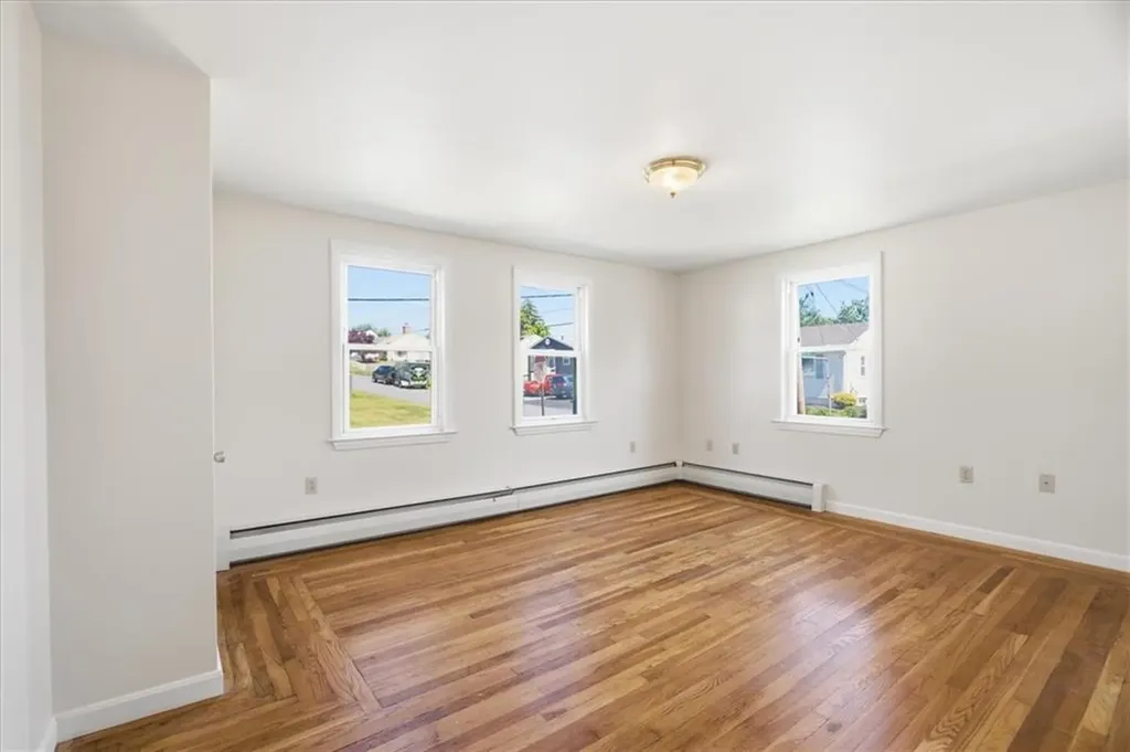 2 Redfern Street East Providence RI 02915