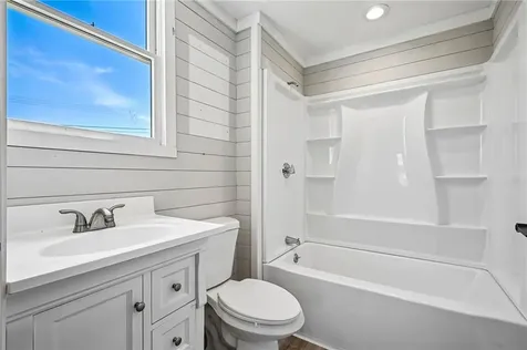 479 Park Avenue Portsmouth RI 02871
