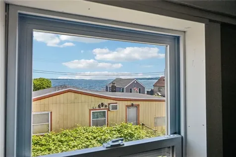 479 Park Avenue Portsmouth RI 02871