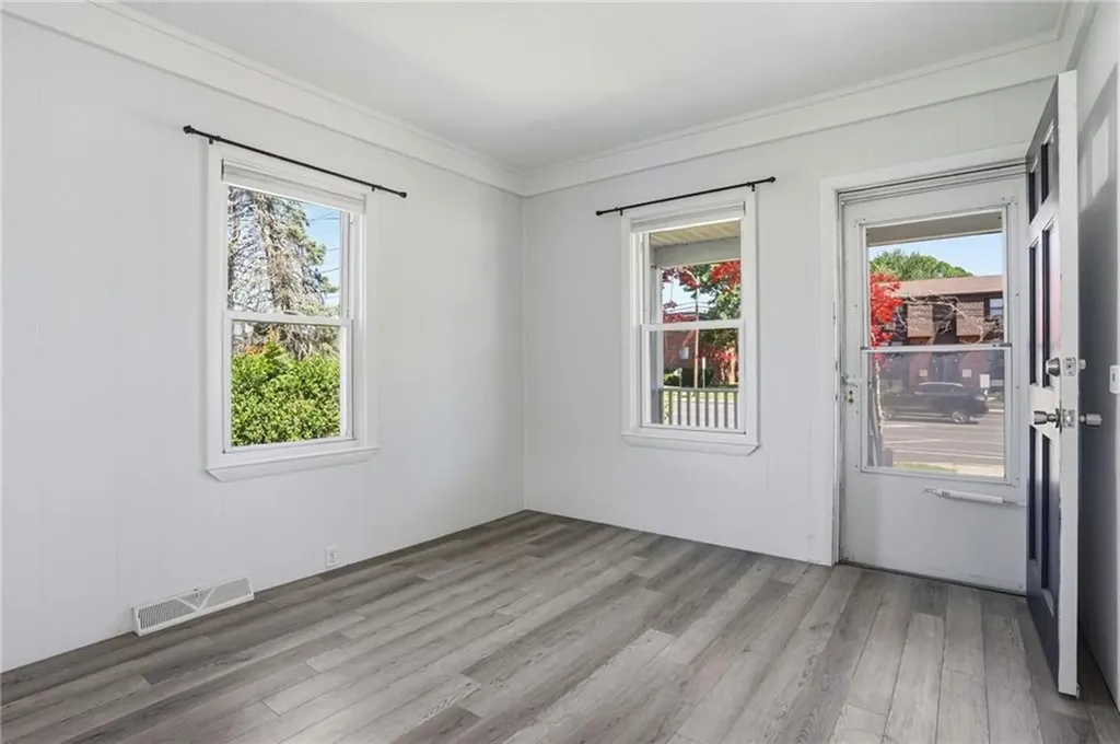 1009 Willett Avenue East Providence RI 02915