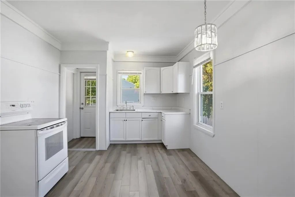 1009 Willett Avenue East Providence RI 02915