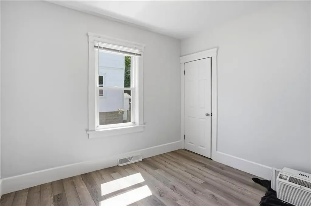 1009 Willett Avenue East Providence RI 02915