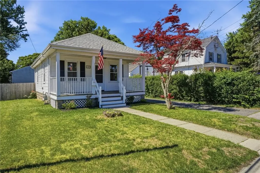 1009 Willett Avenue East Providence RI 02915