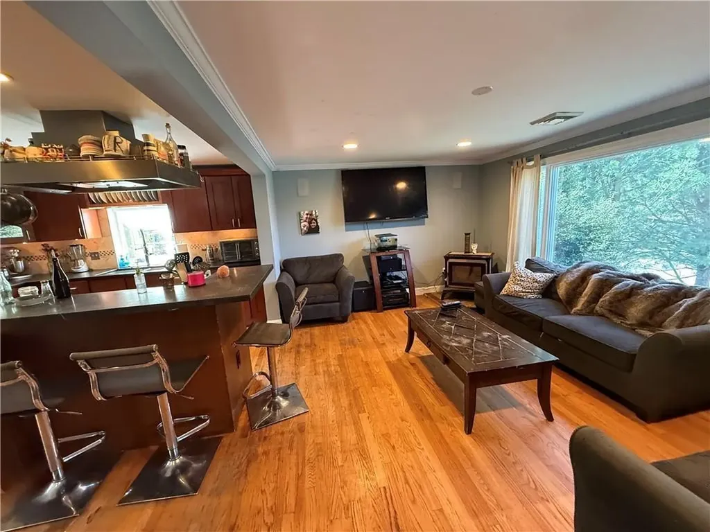 1 Edgewood Avenue Hopkinton RI 02804