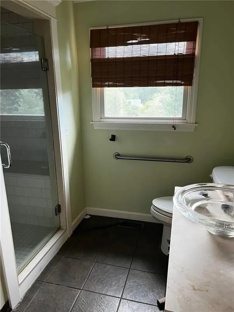 1 Edgewood Avenue Hopkinton RI 02804