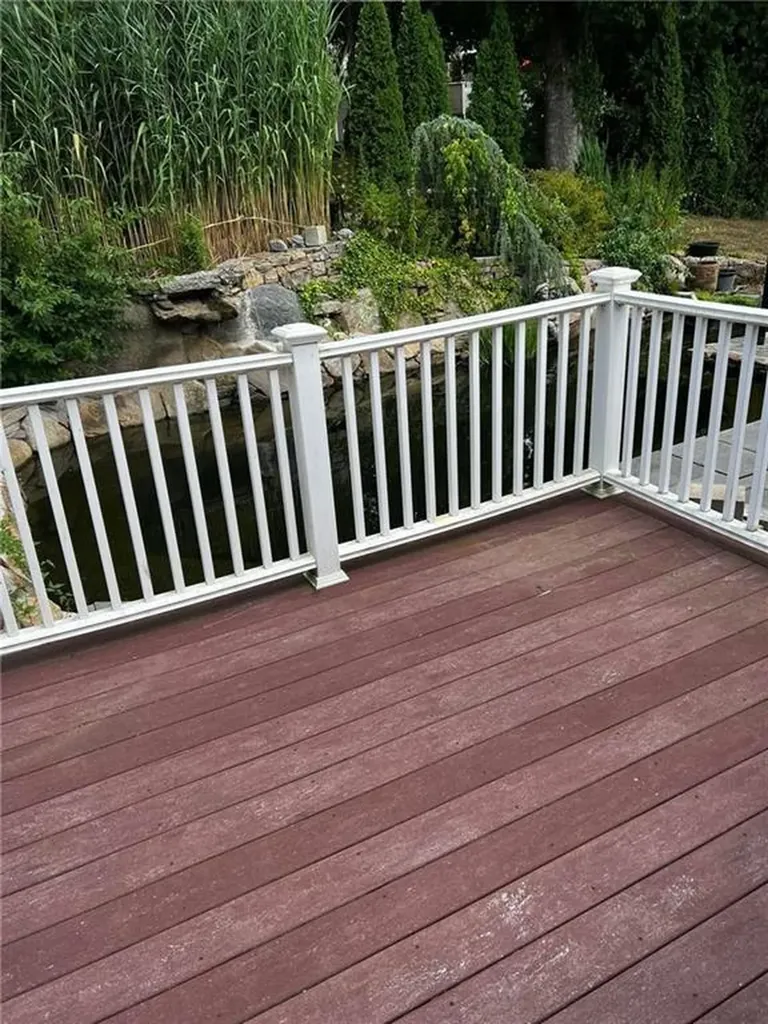 1 Edgewood Avenue Hopkinton RI 02804