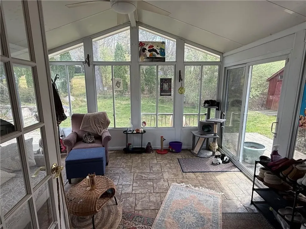 1 Edgewood Avenue Hopkinton RI 02804