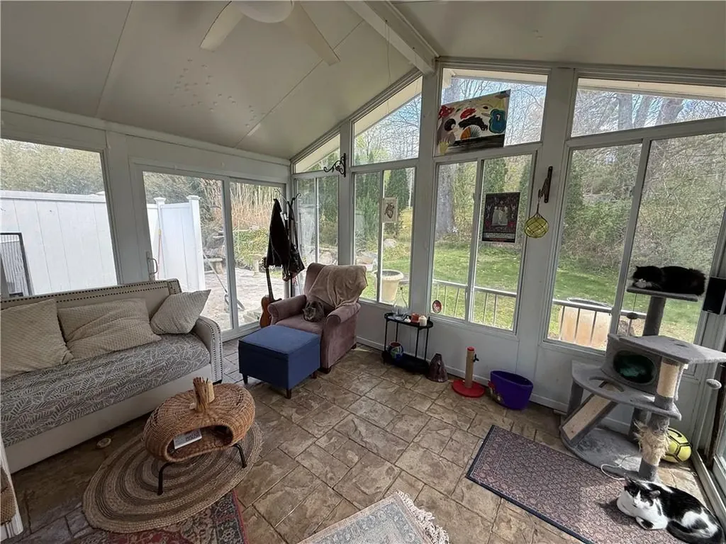 1 Edgewood Avenue Hopkinton RI 02804