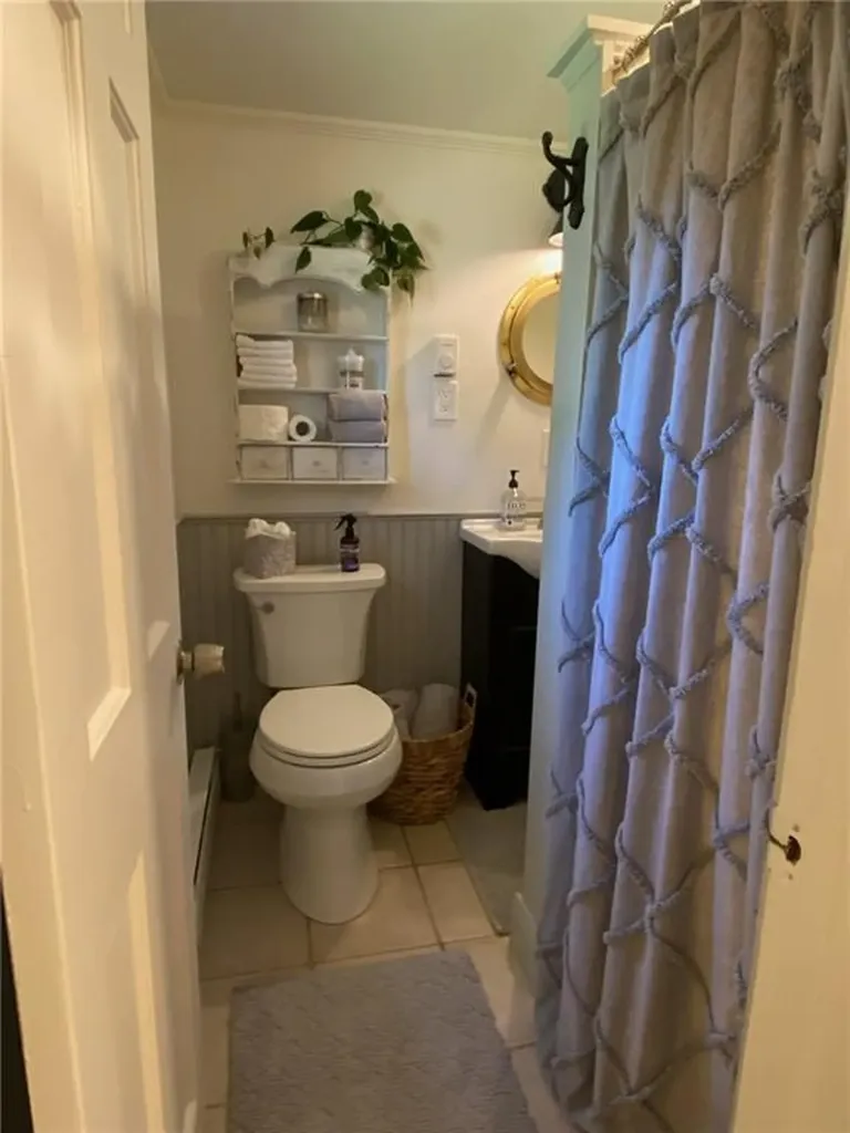 87 Wood Lane South Kingstown RI 02879