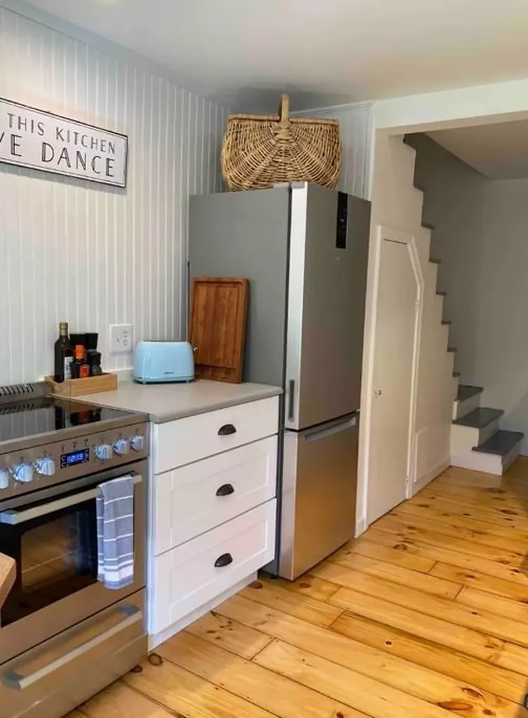87 Wood Lane South Kingstown RI 02879