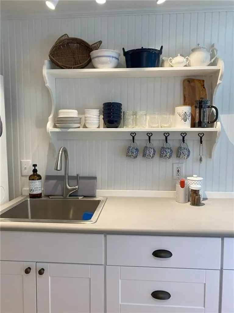 87 Wood Lane South Kingstown RI 02879
