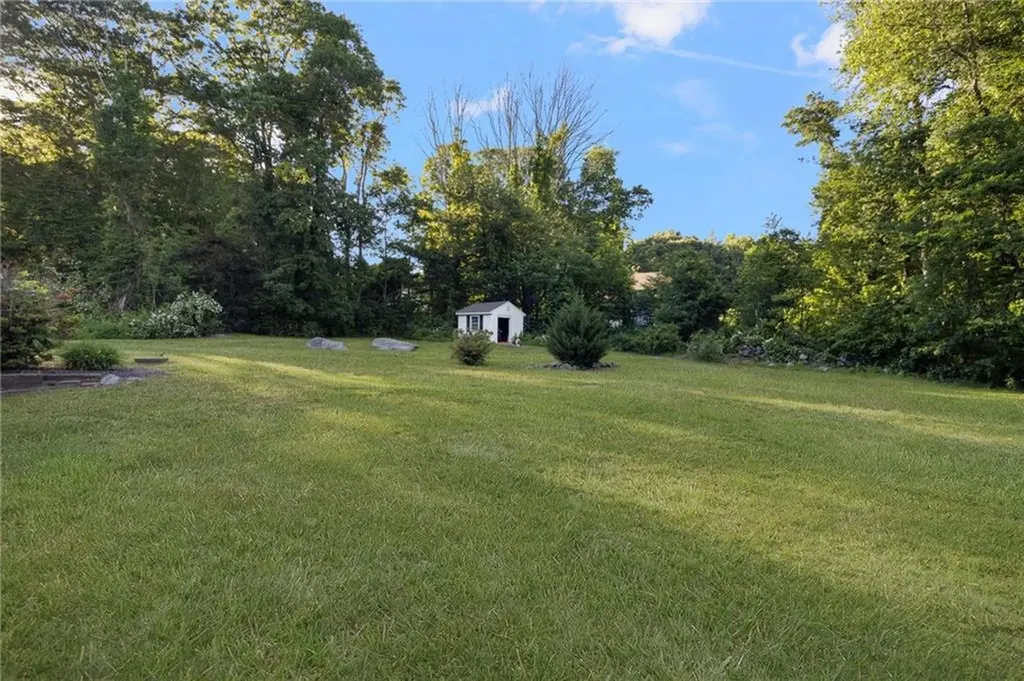 51 Stony Lane North Kingstown RI 02852