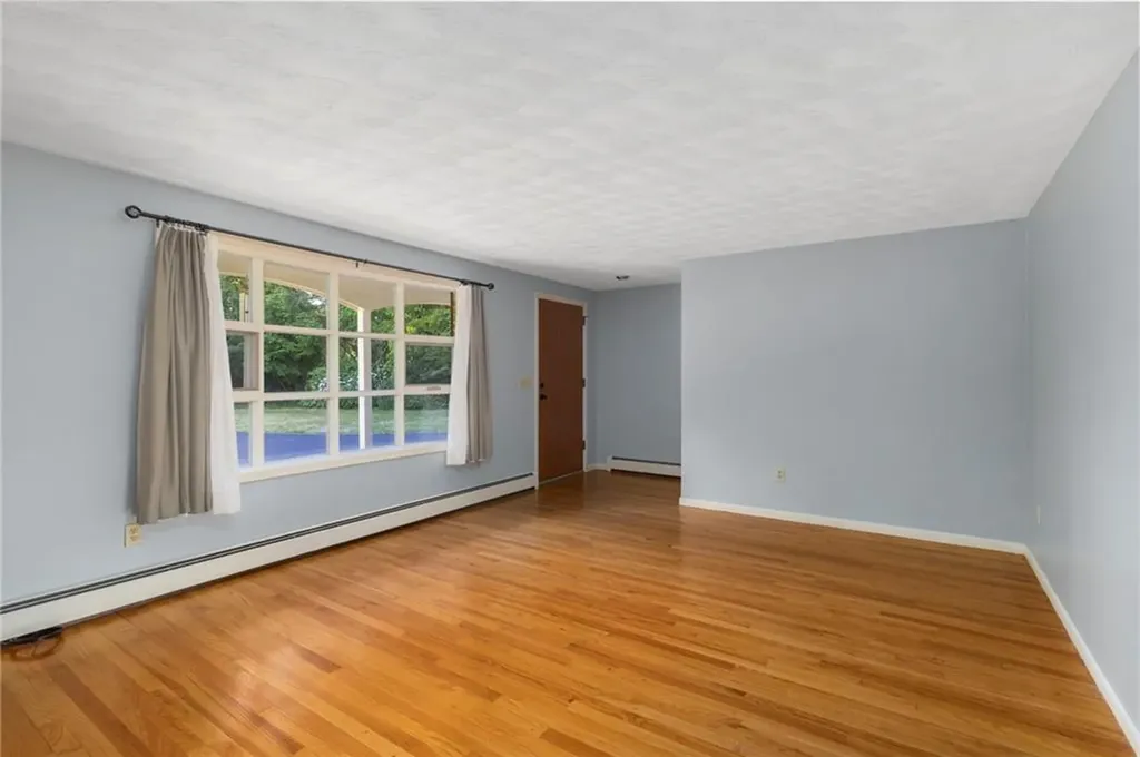 51 Stony Lane North Kingstown RI 02852