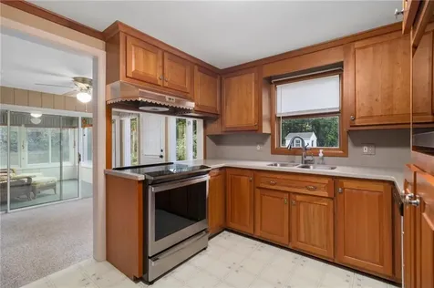 51 Stony Lane North Kingstown RI 02852