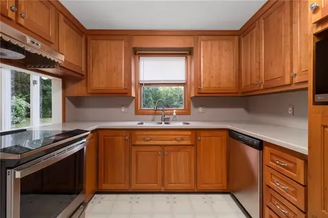 51 Stony Lane North Kingstown RI 02852