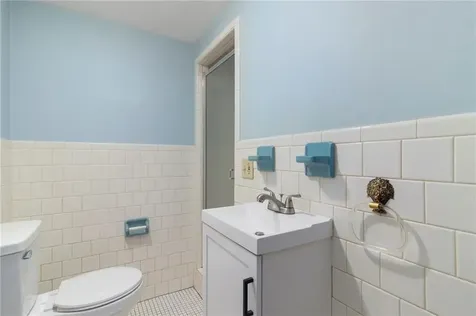 51 Stony Lane North Kingstown RI 02852