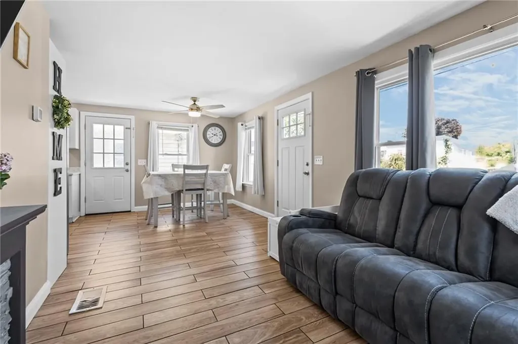 33 Belmont Avenue East Providence RI 02914