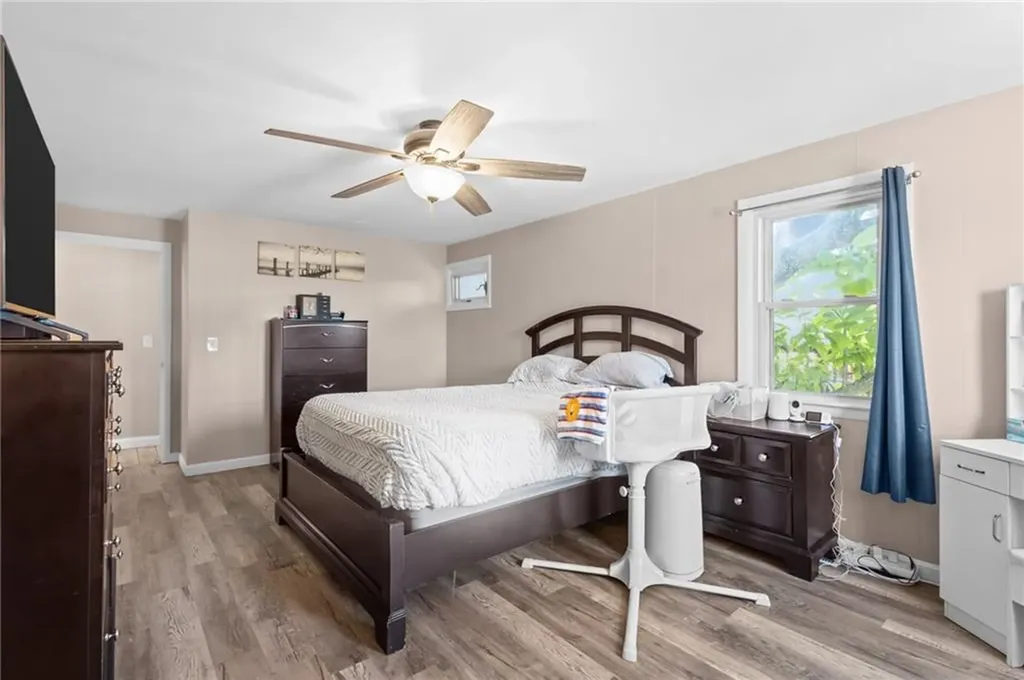 33 Belmont Avenue East Providence RI 02914