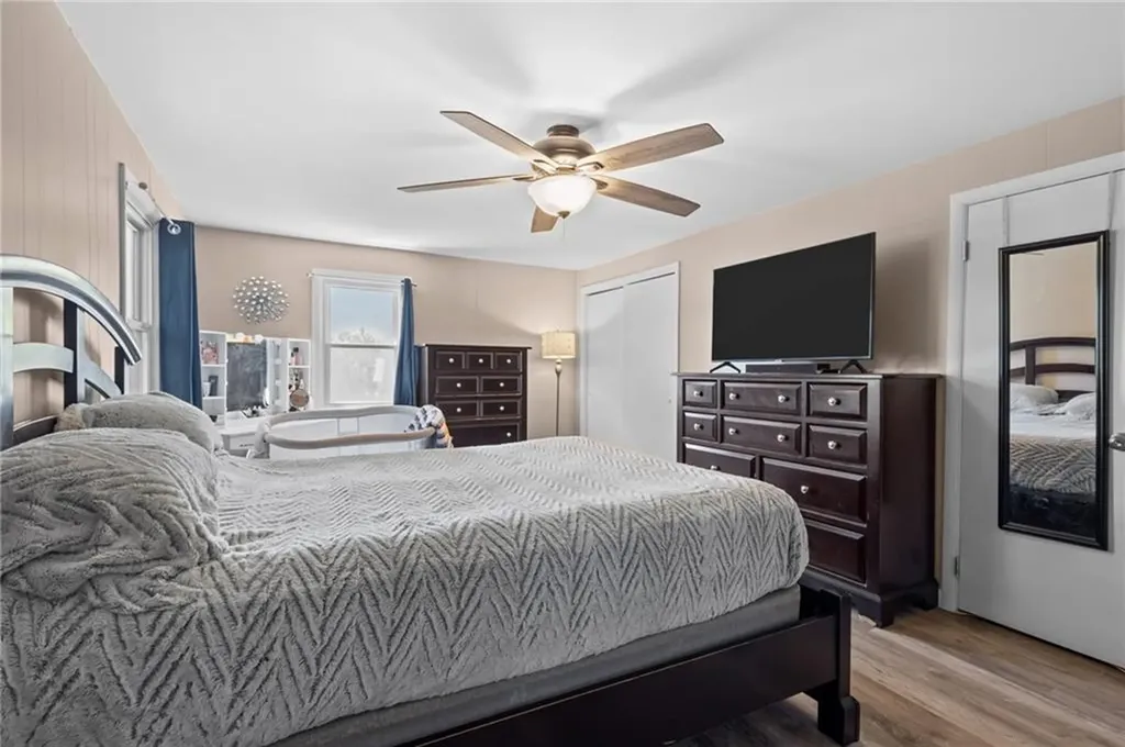 33 Belmont Avenue East Providence RI 02914