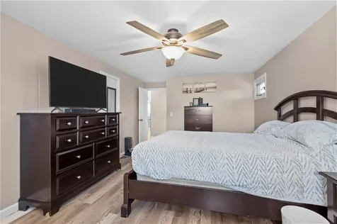 33 Belmont Avenue East Providence RI 02914