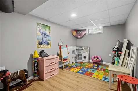 33 Belmont Avenue East Providence RI 02914