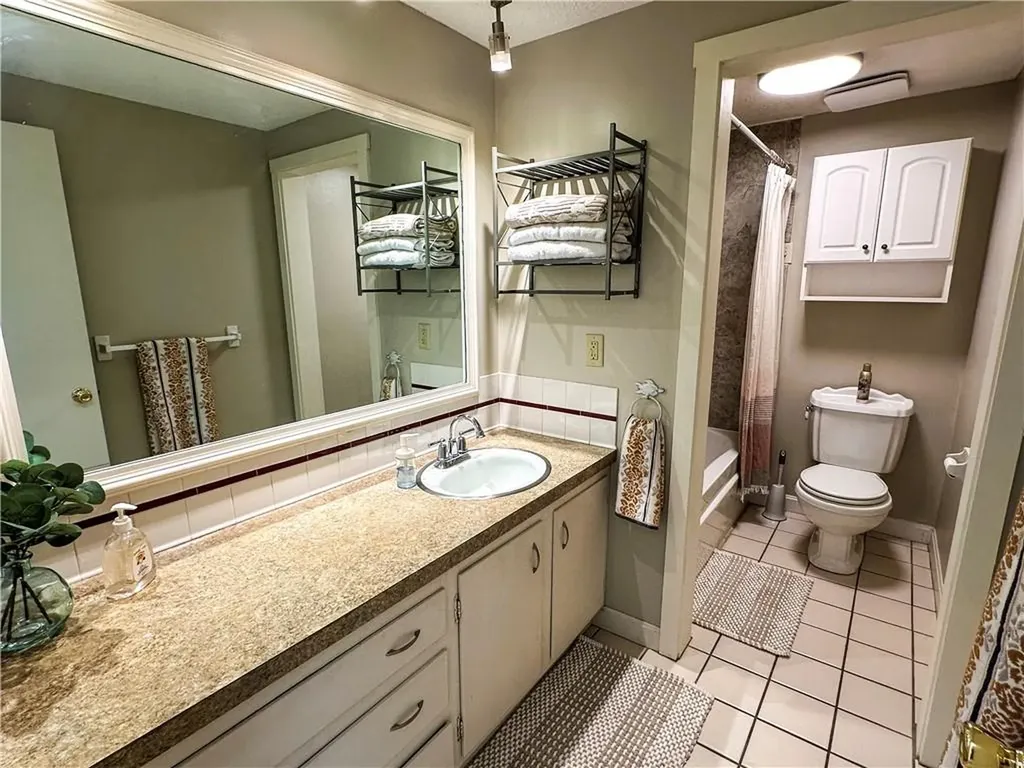 565 Smithfield Road North Providence RI 02904