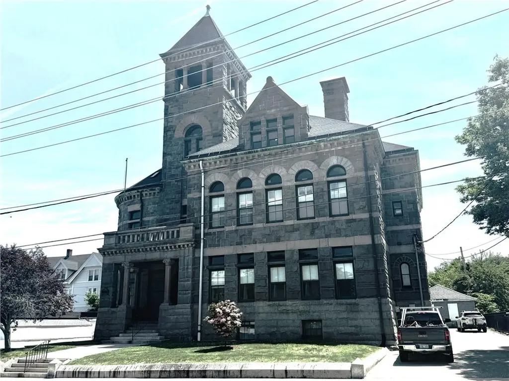 24 Front Street Woonsocket RI 02895