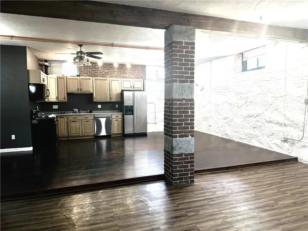 24 Front Street Woonsocket RI 02895