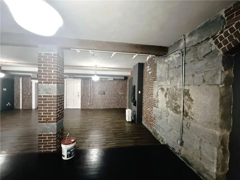 24 Front Street Woonsocket RI 02895