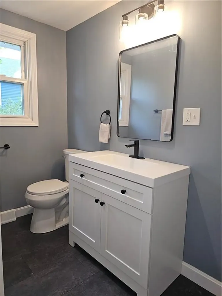 116 Louise Drive Tiverton RI 02878