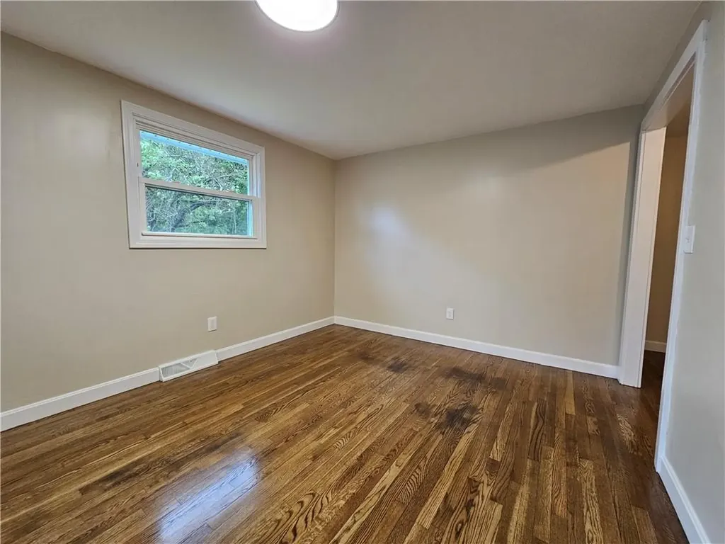 116 Louise Drive Tiverton RI 02878