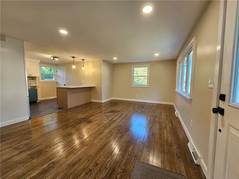 116 Louise Drive Tiverton RI 02878