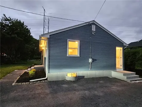 116 Louise Drive Tiverton RI 02878