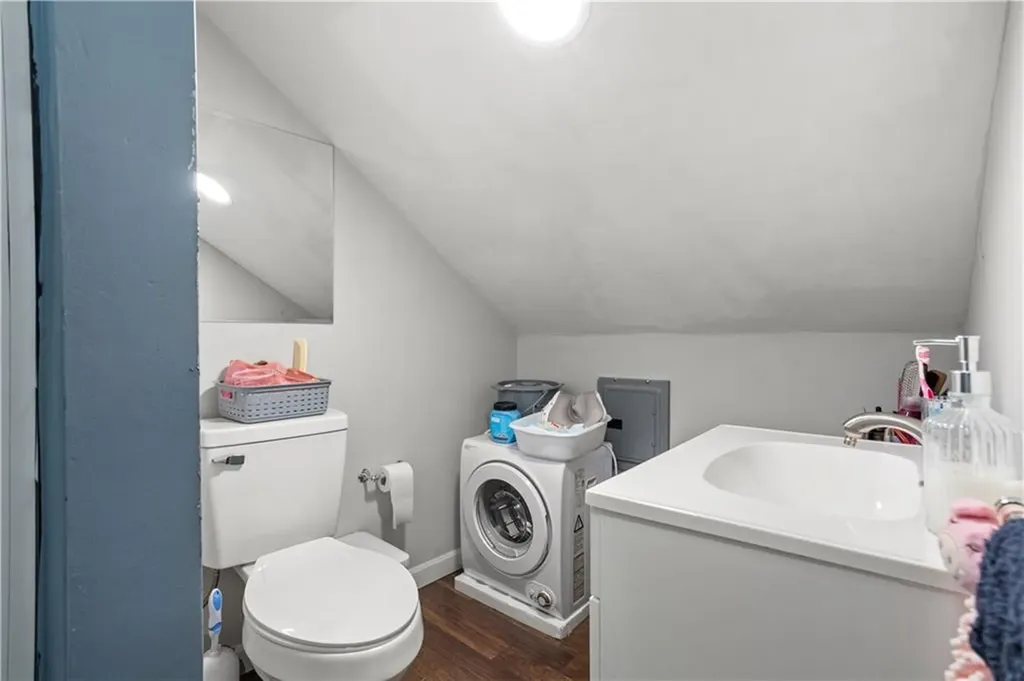 12 Quince Street Providence RI 02905