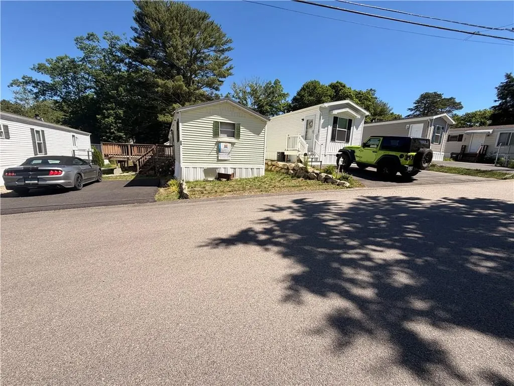 31 Foxtrot Drive Charlestown RI 02813