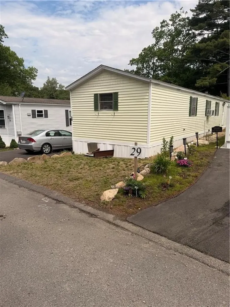 31 Foxtrot Drive Charlestown RI 02813
