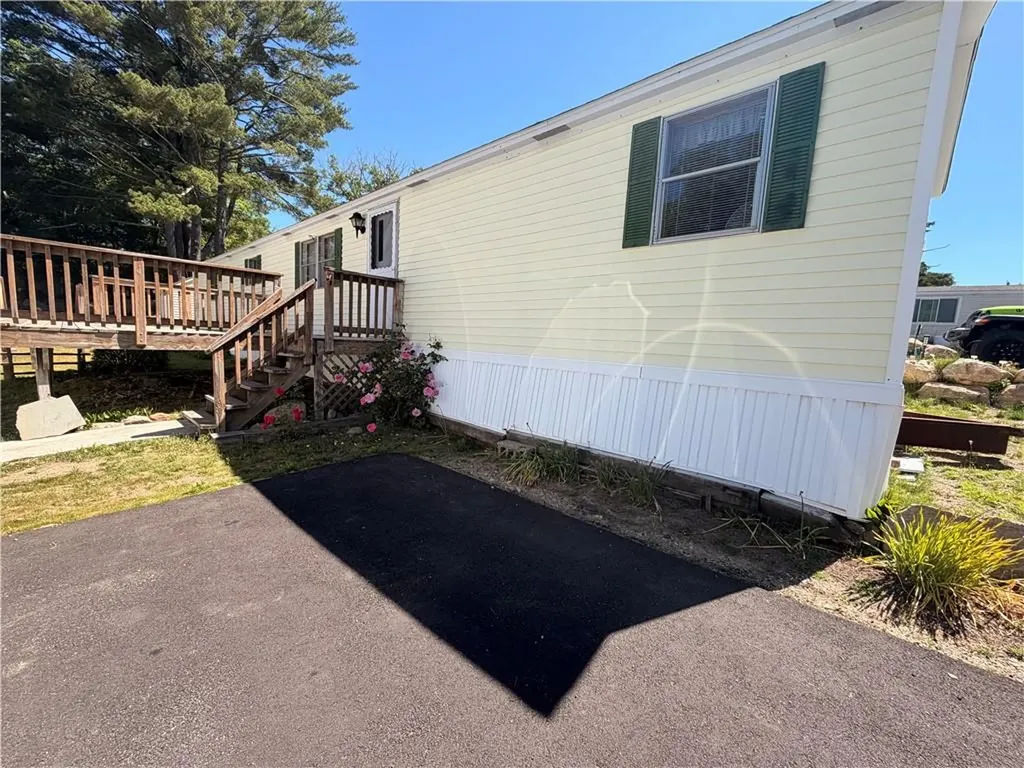 31 Foxtrot Drive Charlestown RI 02813