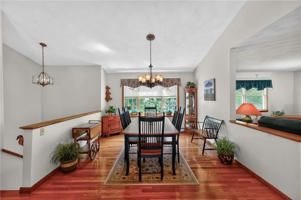 58 Brush Hill Road Narragansett RI 02882