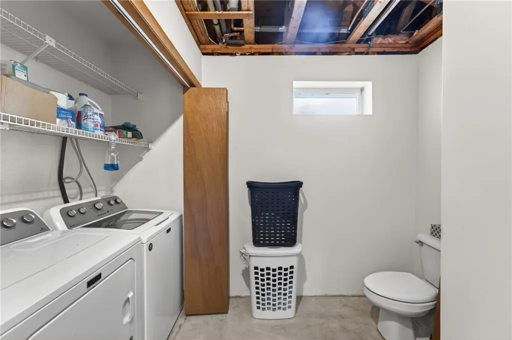 58 Brush Hill Road Narragansett RI 02882
