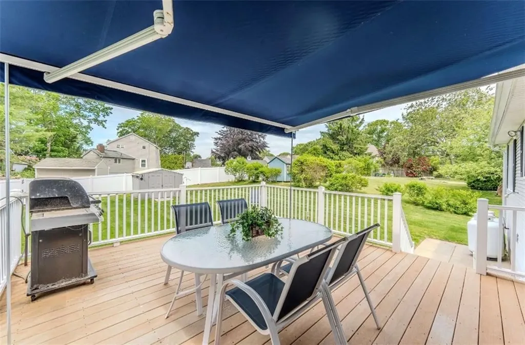 58 Brush Hill Road Narragansett RI 02882
