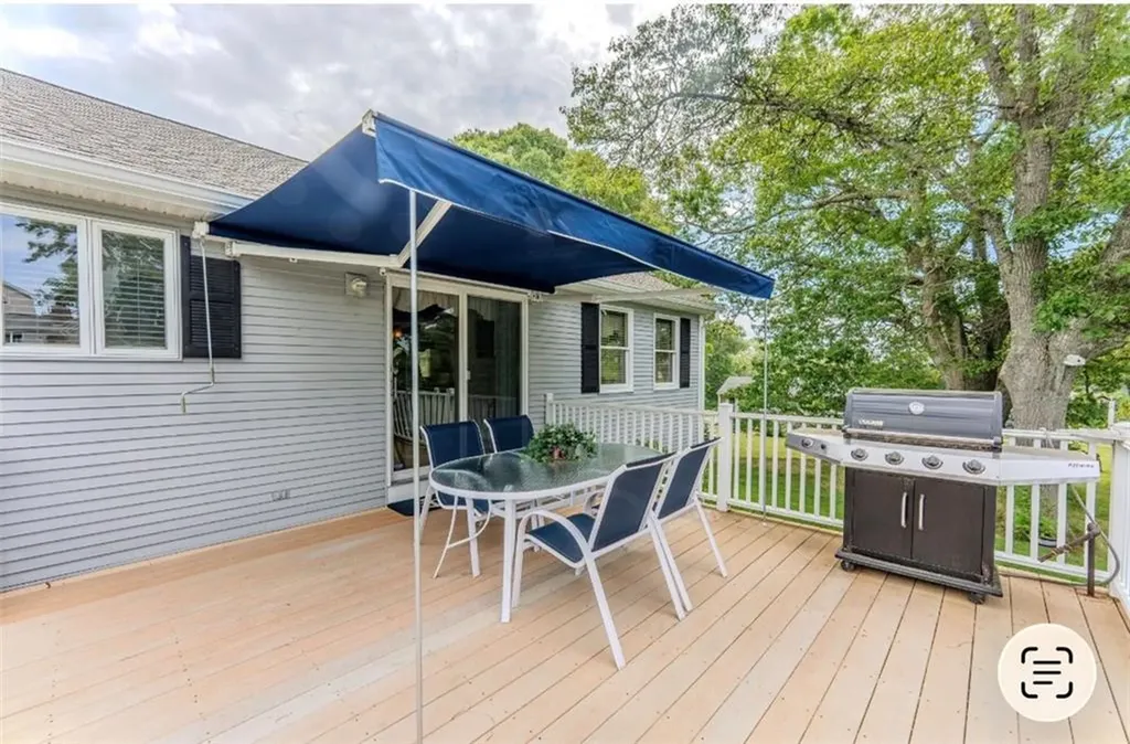 58 Brush Hill Road Narragansett RI 02882