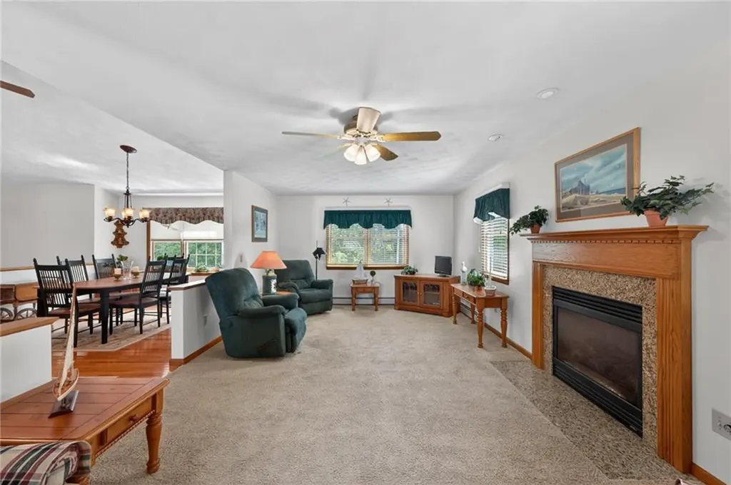 58 Brush Hill Road Narragansett RI 02882